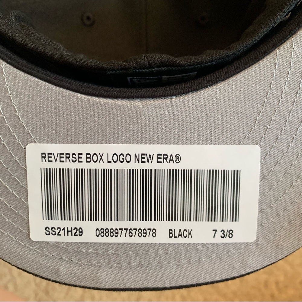 Supreme reverse box logo cap